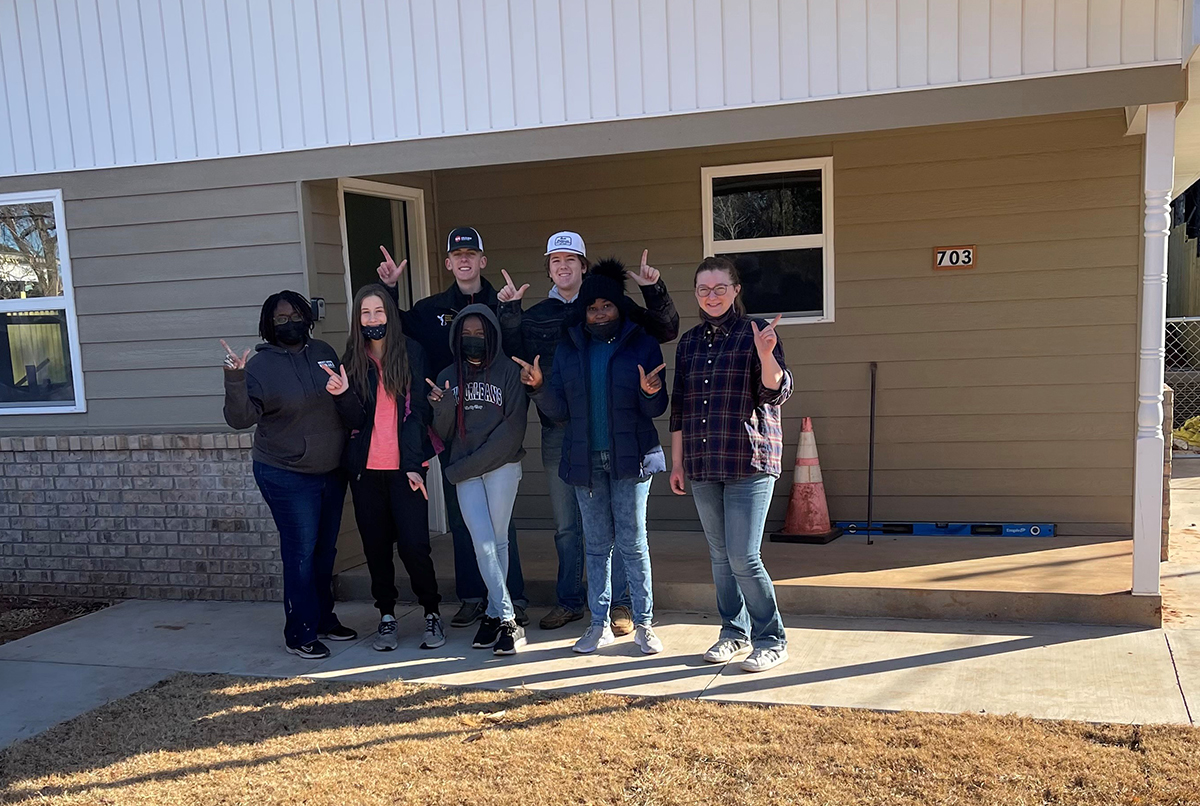 MLK Jr. Day 2022 community service volunteers
